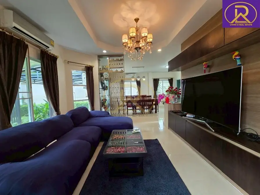 Urgent Sale! Large Detached House at Manee Rin Green Park Village, Ang Sila – Spacious Corner 2-Story Home in Samed, Mueang Chonburi