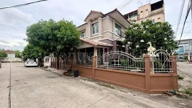 Urgent Sale: Patrin 1 Townhouse, Corner Unit at Koo Bon, Newly Renovated, Move-in Ready